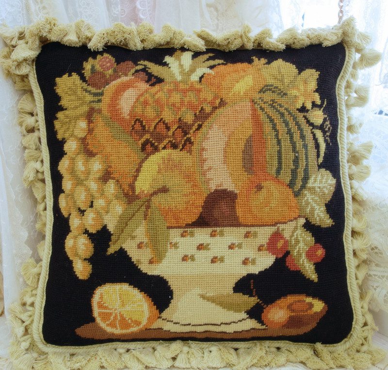 Needlepoint Pillow Tropical Fruit