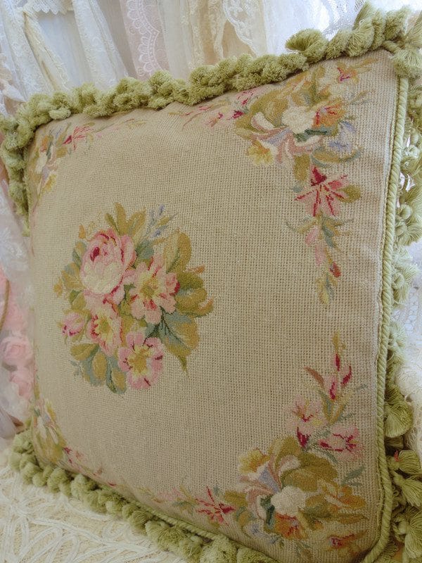 Needlepoint Pillow Floral Needlepoint Beige BeigerosesNeedlepoint Pillow Floral Needlepoint Beige Beigeroses